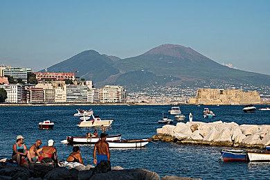 《恐龙危机1&2》现已登陆PC GOG平台 带来诸多强化